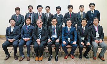 心外部会のメンバーが情報を共有