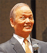 「日本だけでなく世界にも目を向けています」と鈴木理事長