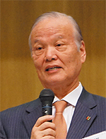 中間層の住まい不足を指摘する鈴木理事長