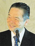 術前放射線化学療法について発表する古河顧問