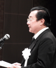 高岡町長は中学生の頃、徳田・名誉理事長が医師会と闘っていることを誇りに